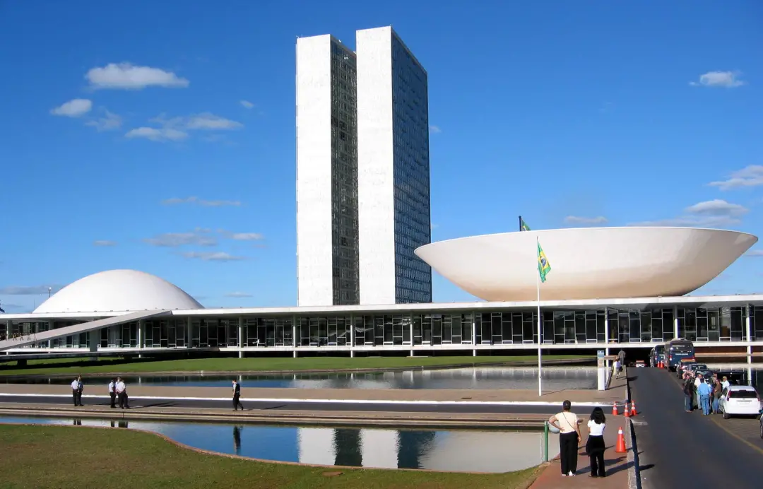 Duas prioridades de Lula ficaram para depois das eleições, as propostas do fim da escala 6x1 e da Segurança Pública. Is…