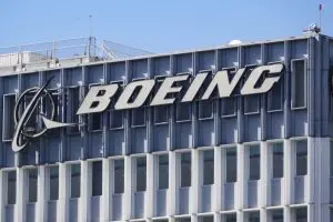 Boeing entregou 51 jatos em agosto, uma leve queda em relação ao mês passado e abaixo de 57 em agosto do ano passado. A…