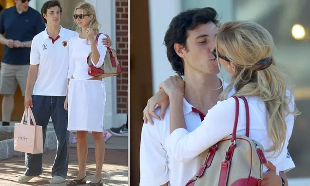A modelo britânica de 22 anos, Apple Martin, foi vista beijando um homem misterioso em The Hamptons, Nova York. É inter…