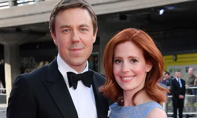Amy Nuttall voltou com o marido Andrew Buchan pela terceira vez. É uma situação de vida que mostra que relacionamentos …
