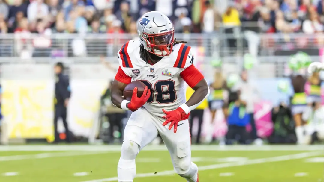 Stevenson pronto para a guerra contra Seahawks, com ou sem TreVeyon Henderson. Acho que é bom ele usar a oportunidade, …
