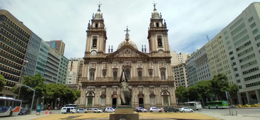 Centro do Rio celebra 215 anos da Sagração com programação especial de 13 a 16 de setembro. O seminário aborda a contri…