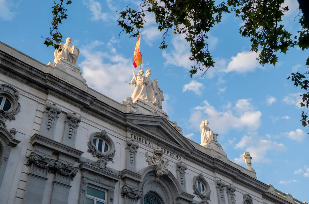 Tribunal Supremo paralisou o direito ao voto de espanhóis que ganharam nacionalidade pela lei de nietos. Essa decisão i…