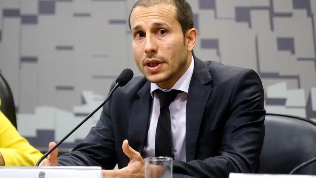 A PF reafirma confiança em Andrei Rodrigues após o afastamento dele pela decisão de Mendonça. O diretor Murad diz que a…