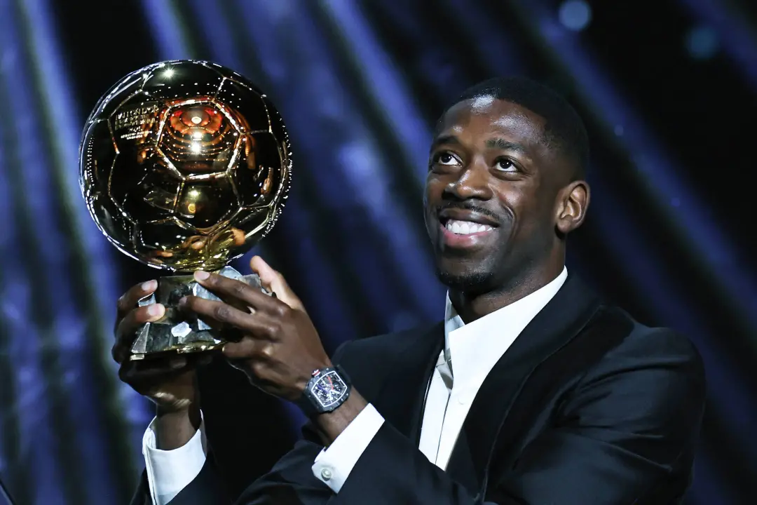 Seis espanhóis, três brasileiros, Mbappé e Messi entre os 30 indicados à Bola de Ouro 2026. É um retrato da força do fu…