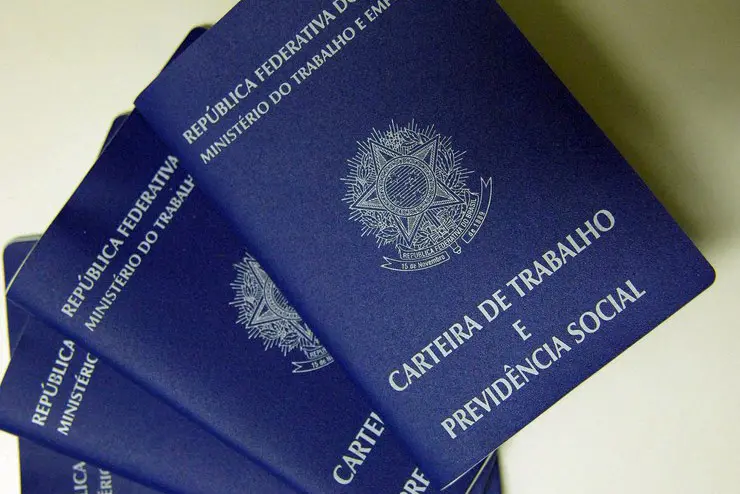 DF com 1.379 vagas abertas nas agencias do trabalhador esta semana. A remuneração de R$ 5 mil para marceneiro no Recant…