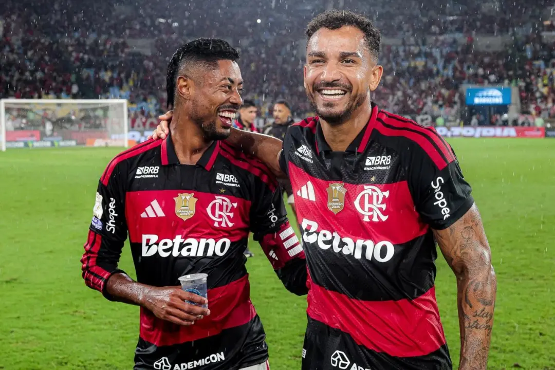 Setenta mil packs de Brahma e Brahma 0,0% foram resgatados pela torcida do Flamengo em menos de cinco horas. Essa agili…