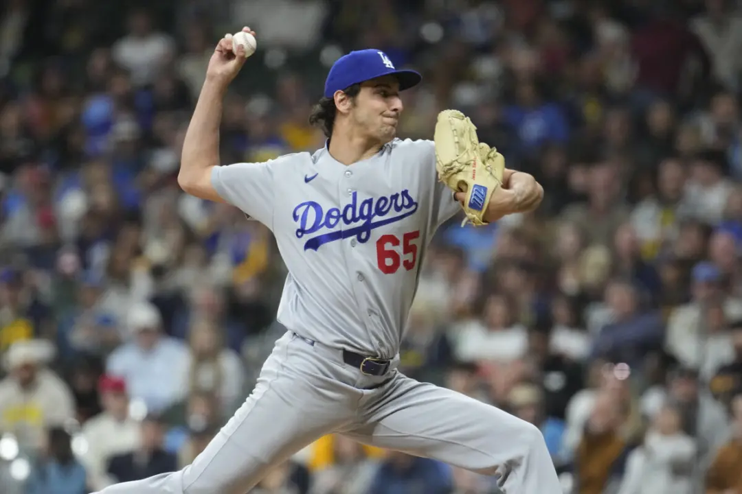 Emmet Sheehan foi colocado em opção e Paul Gervase foi chamado para o bullpen dos Dodgers. Isso mostra a constante muda…