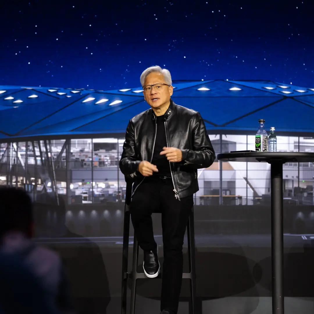 Jensen Huang, CEO da Nvidia, recebeu ligação de Trump em Los Angeles enquanto estava no palco. O presidente criticou as…