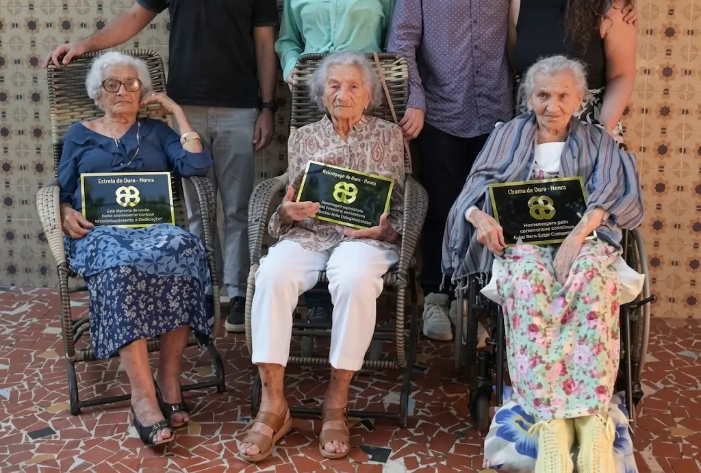 Três irmãs com mais de 100 anos, Levita de 109, Zoraide de 104 e Zulina de 103, foram reconhecidas pelo Guinness World …