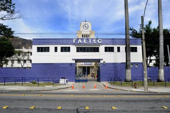 12 mil vagas em cursos técnicos da Faetec com prazo prorrogado até 17 de setembro. É bom que estendeu, dá mais tempo pr…