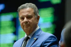 Rogério Marinho, líder da oposição no Senado, disse que o STF ultrapassou linha perigosa e cobra reforma do Judiciário.…