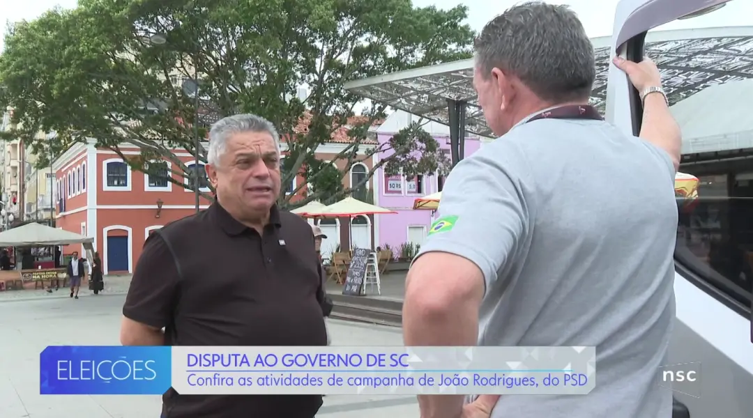 João Rodrigues conversou com eleitores em feira de Florianópolis. Ele colocou que a primeira medida do governo seria pr…