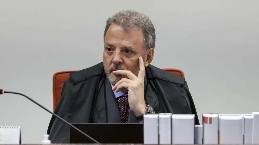 Vice-procurador-geral pede esclarecimentos ao gabinete de André Mendonça sobre os pagamentos de Daniel Vorcaro, mencion…