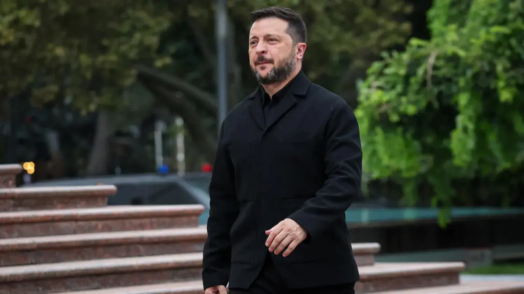 Zelensky disse que a Ucrânia tá pronta pra parar ataques na infraestrutura energética russa se Moscou fizer o mesmo. In…