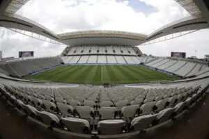 Neo Química Arena vai ter capacidade recorde de 50.582 lugares para jogo contra Estudiantes. Esse aumento de 1.537 vaga…