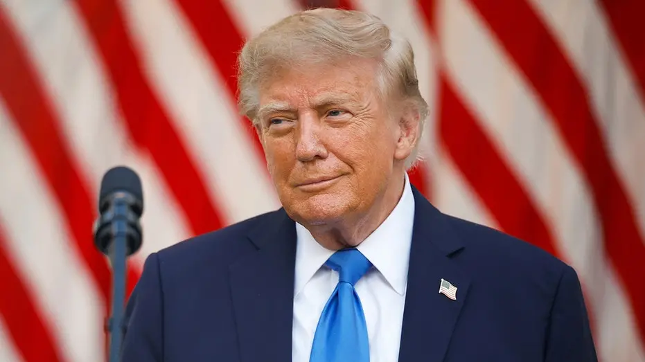 A Casa Branca negou que a administração Trump fosse influenciada por intermediarios de indultos, após investigacao da 6…