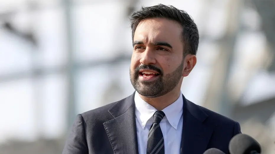 Zohran Mamdani, prefeito de Nova York, criticou o governo federal por uma campanha de terror contra imigrantes da cidad…