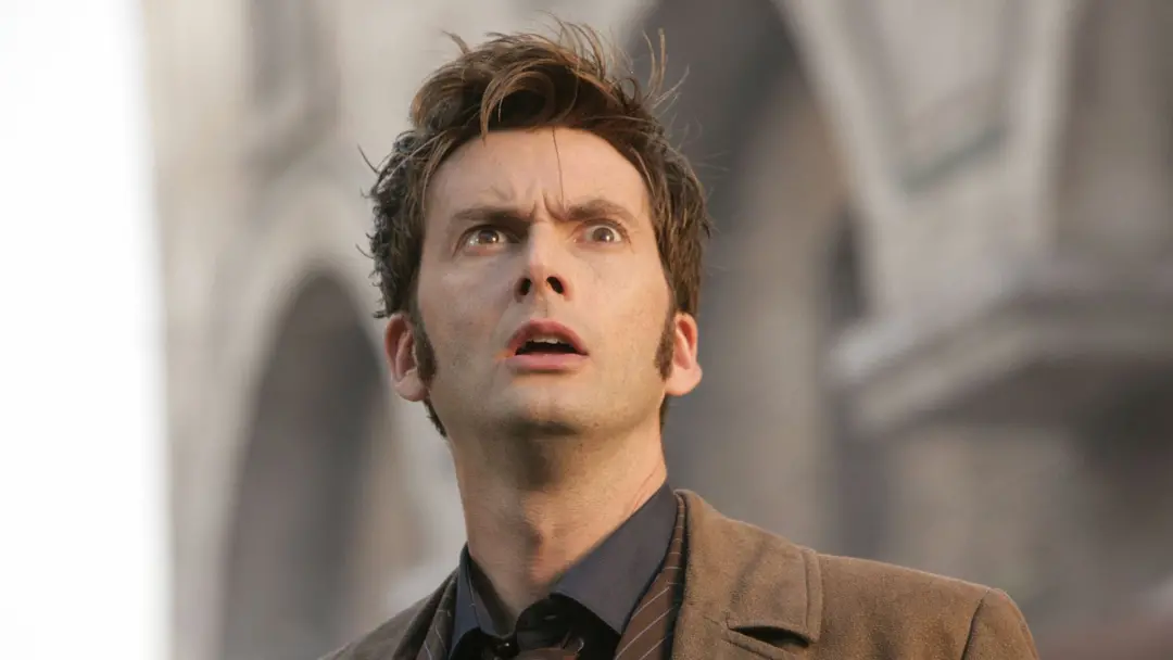 David Tennant em uma space opera de 36 episódios, misturando Star Wars e Peanuts, mostra a versatilidade do gênero de f…