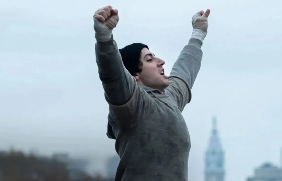 Eu Sou o Rocky foi aclamado em Toronto, com o filme ganhando força para a corrida do Oscar. Achei o trabalho do Anthony…