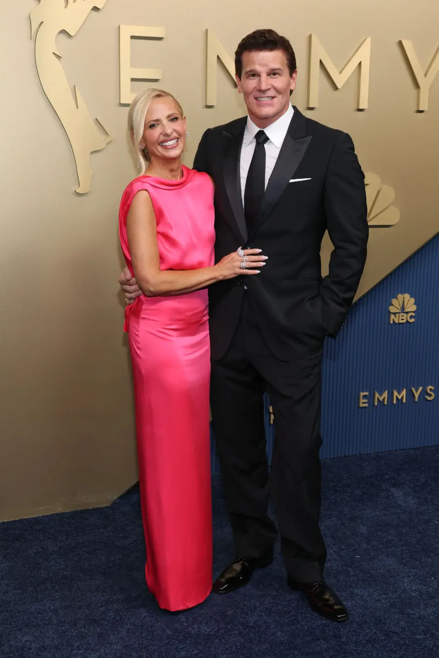 Reencontro de Sarah Michelle Gellar e David Boreanaz nos Emmys de 2026, após as sete temporadas da serie Buffy, de 1997…
