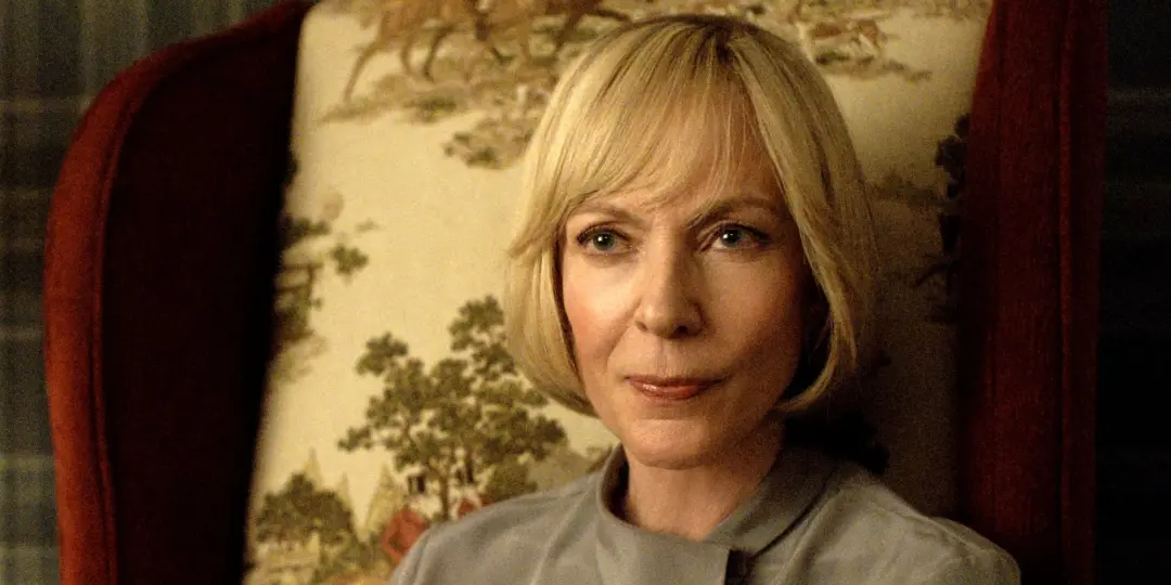Allison Janney levou o prêmio de Melhor Atriz Coadjuvante em Série Dramática nos Emmy Awards por The Diplomat. O fato é…