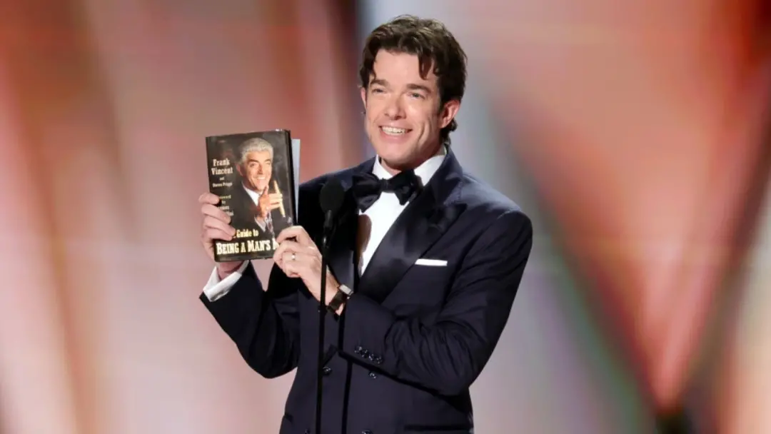 John Mulaney comentou na premiação dos Emmys que o prêmio de ator principal em drama é para os caras. Ele apontou que d…