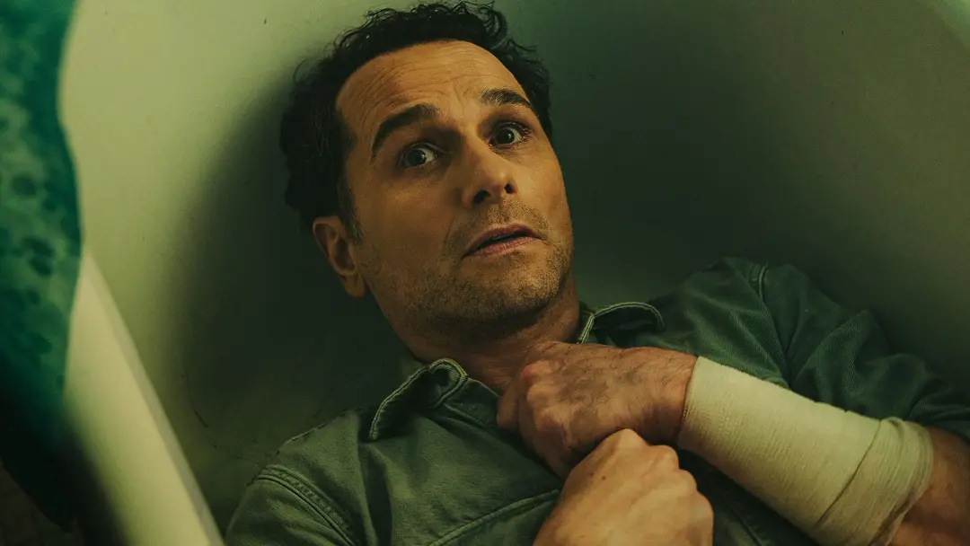 Matthew Rhys estabeleceu um recorde ao conquistar sua segunda vitória no Emmy Primetime com Widow’s Bay. A conquista mo…
