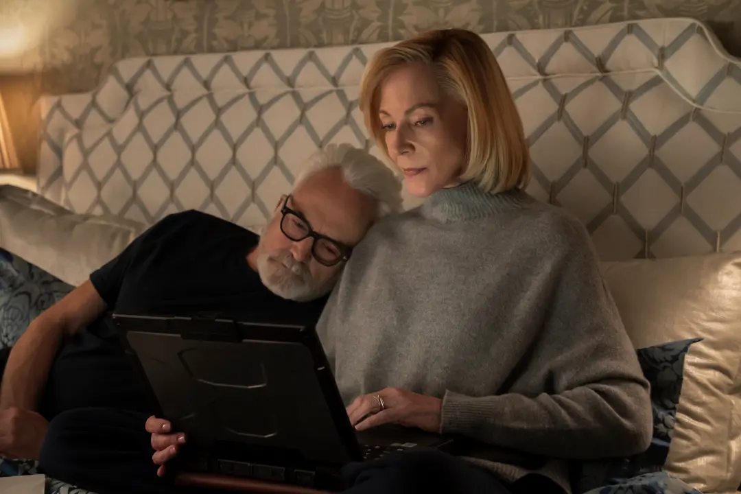 Allison Janney ganhou um Emmy por interpretar a Presidente dos Estados Unidos na serie The Diplomat. É interessante com…