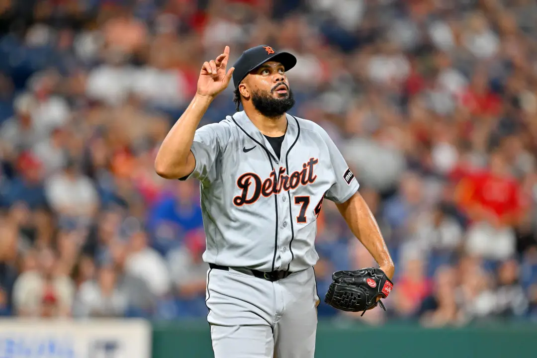 Tigers venceu Blue Jays em Curitiba com quinto jogo consecutivo. O ataque jovem fez força depois do começo ruim, mas o …
