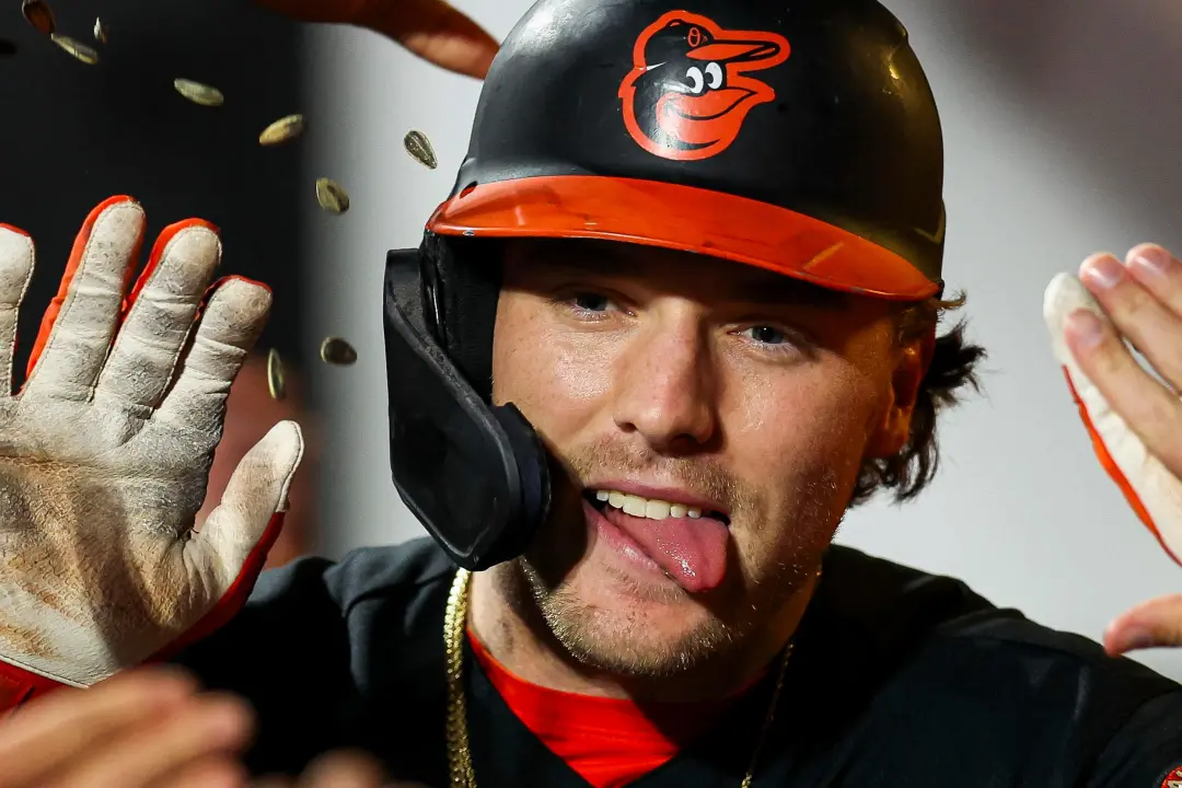 Henderson bate um home run decisivo na oitava entrada, levando os Orioles a uma vitória de 2 a 1 contra os Mets no Citi…