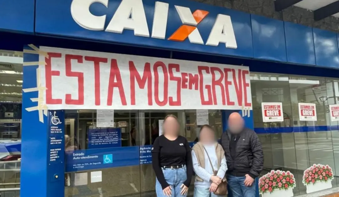 Atendimento presencial das agencias da Caixa pode ficar difícil com a greve que começou em dez de setembro. Os pagament…