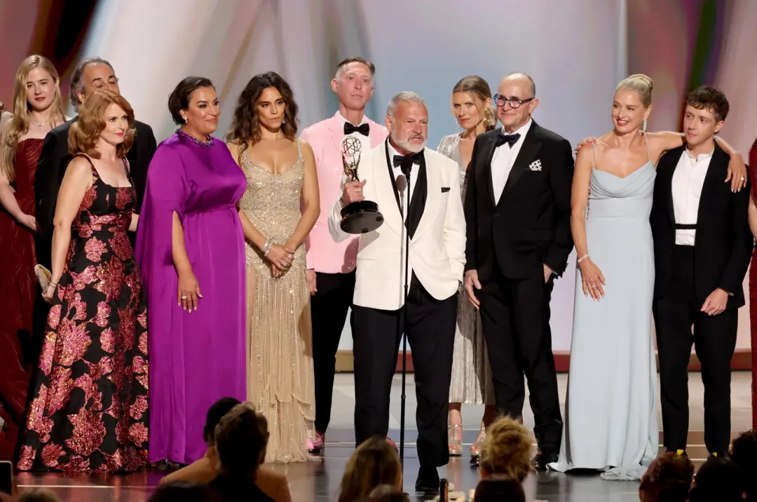 The Pitt ganhou a categoria Melhor Série Dramática no 78º Emmy Awards, competindo contra séries como Slow Horses e The …