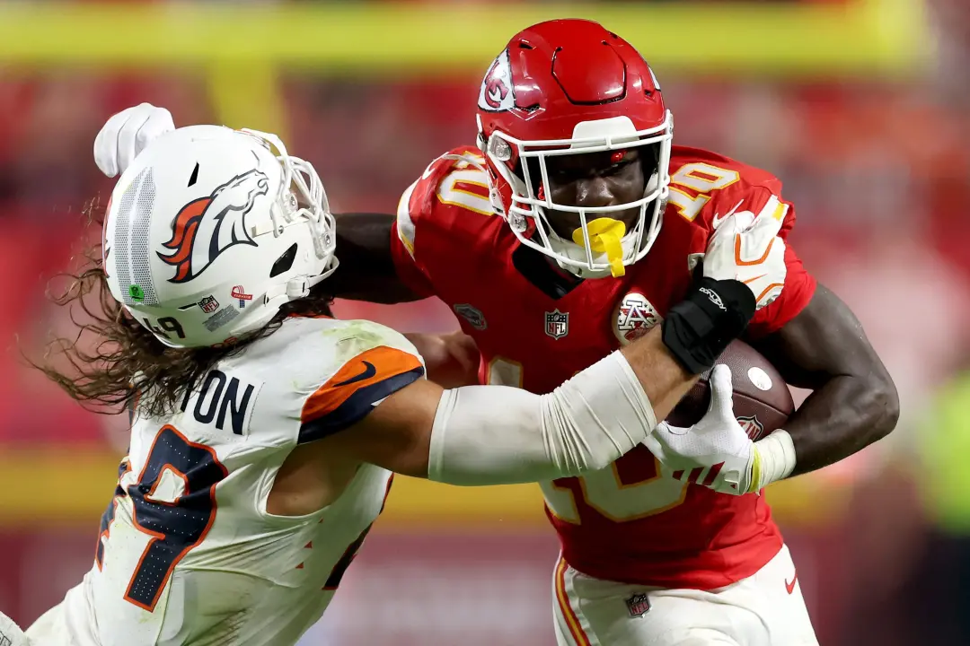 Chiefs golearam os Broncos por 31 a 10 no Arrowhead Stadium na abertura da temporada. A ofensiva dos Broncos, com Bo Ni…