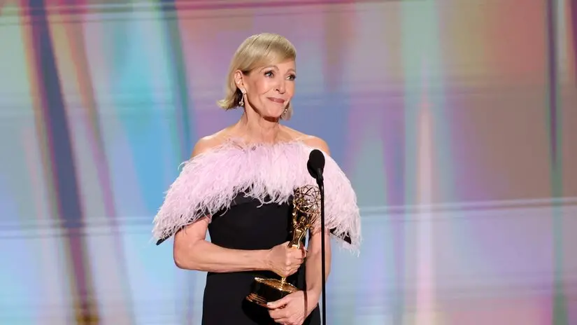 Allison Janney ganhou seu oitavo Emmy, empatando com Julia Louis-Dreyfus em premiações de atuação. Essa marca mostra a …