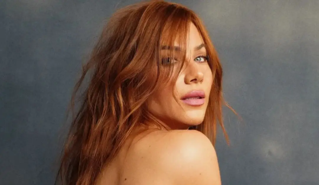 Giovanna Ewbank completou 40 anos e fez ensaio de topless usando calça Celine. Ela falou que a fase dos 40 não veio com…