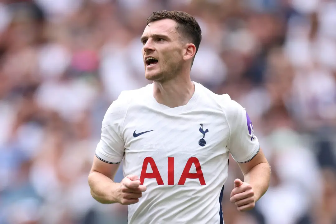 Liverpool recebe Tottenham Hotspur na terceira rodada da Carabao Cup, e Andrew Robertson retorna ao Anfield. O técnico …