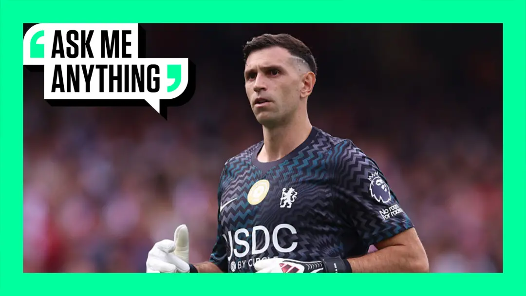 Martinez vendido para Chelsea por 7,5 milhões de libras. Faz sentido pra Villa reduzir a folha de pagamento e envelhece…