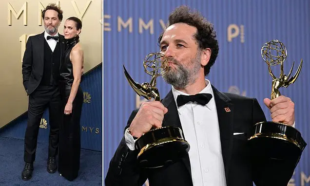 Matthew Rhys ganhou dois gongs de ator principal nos Emmy Awards, mas ele disse que só vai exibir esses prêmios se Keri…