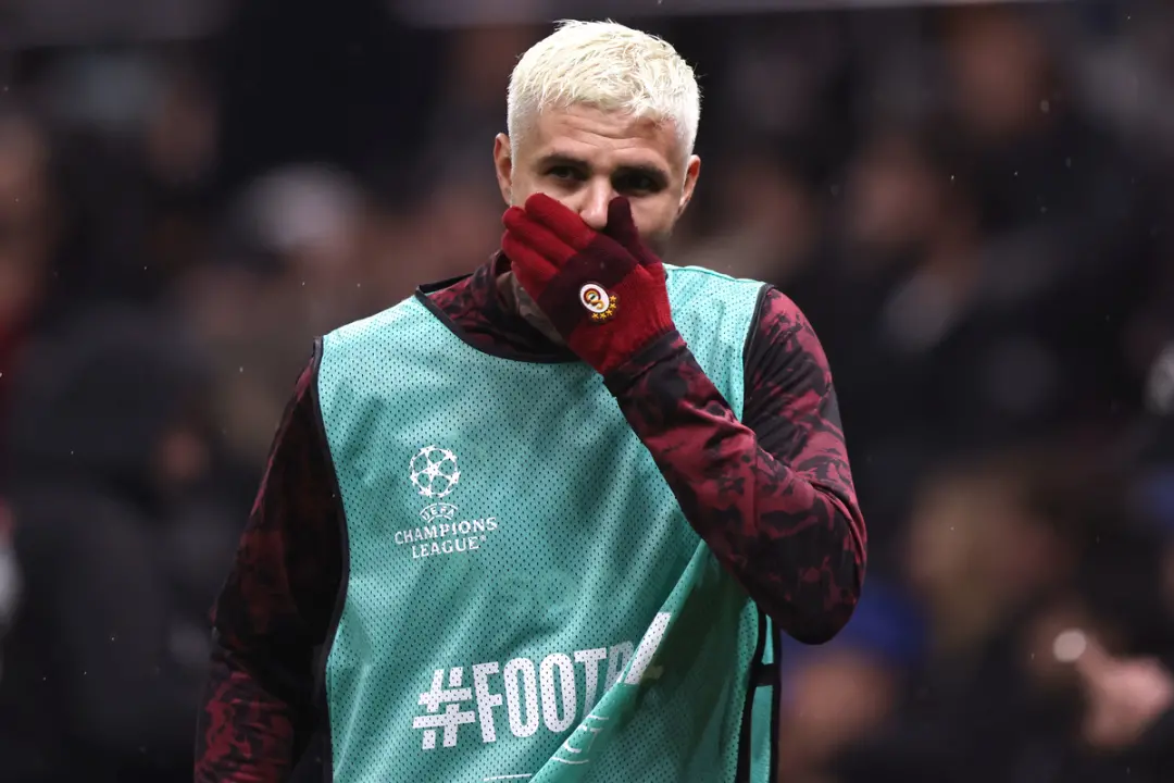 Mauro Icardi quer Lazio como destino após sair do Galatasaray. Apesar do desejo dele, Gattuso e Fabiani estão apreensiv…