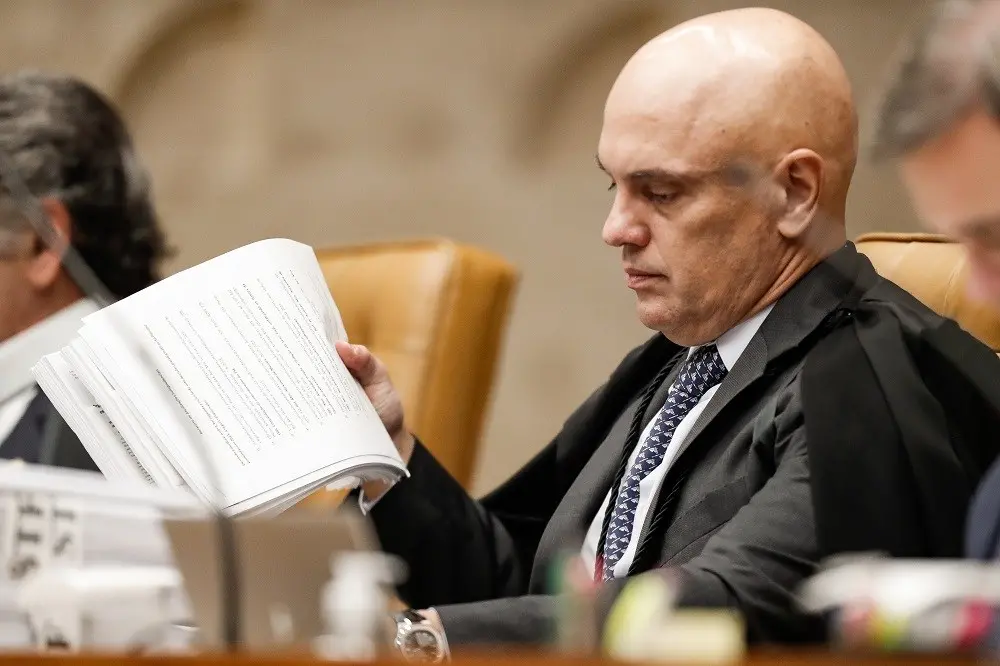 Moraes atribuiu a investigacao contra ele em caso do Banco Master a uma tentativa de vinganca de aliados dos condenados…