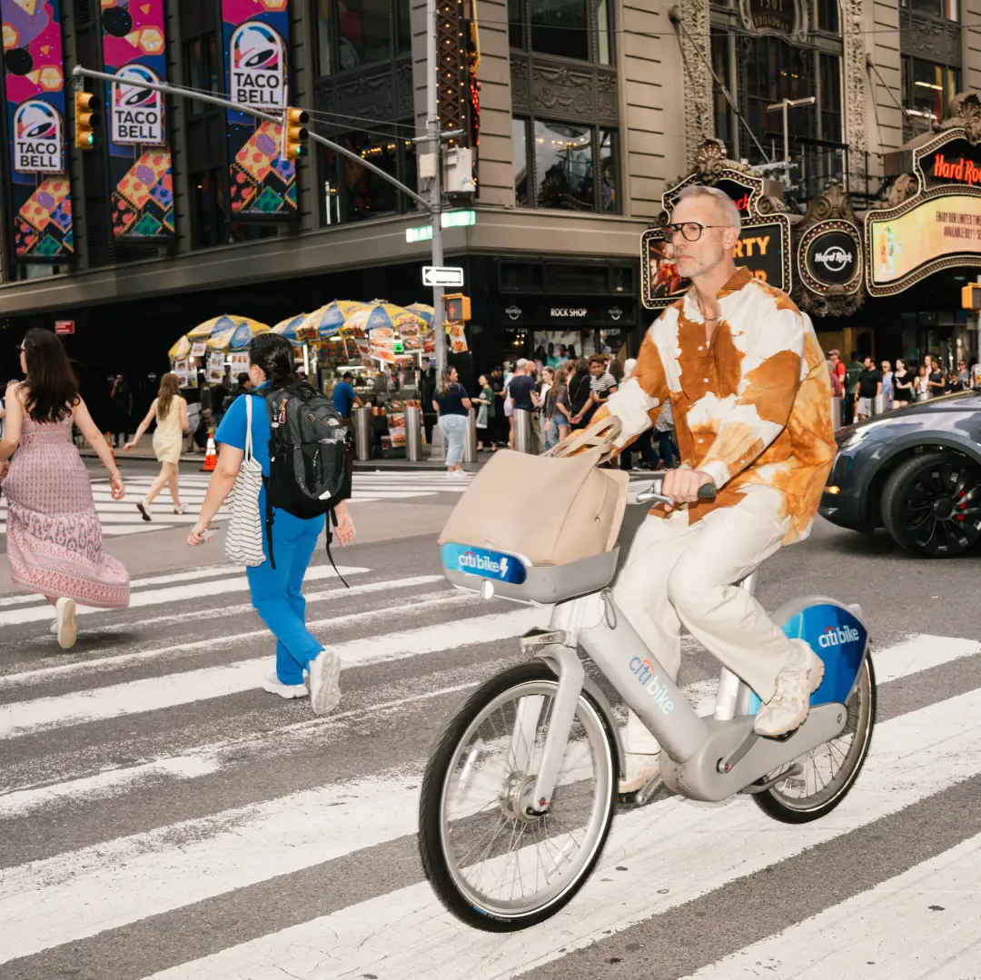 Nova York implementa plano de segurança urbana Vision Zero Reimagined, incluindo limitadores de velocidade em carros e …