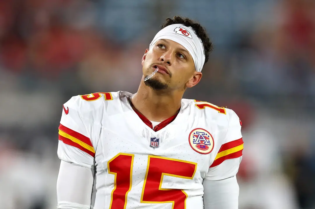 Patrick Mahomes fez um retorno com vitória de 31 a 10 contra Denver Broncos, mas só completou passes de curta distância…