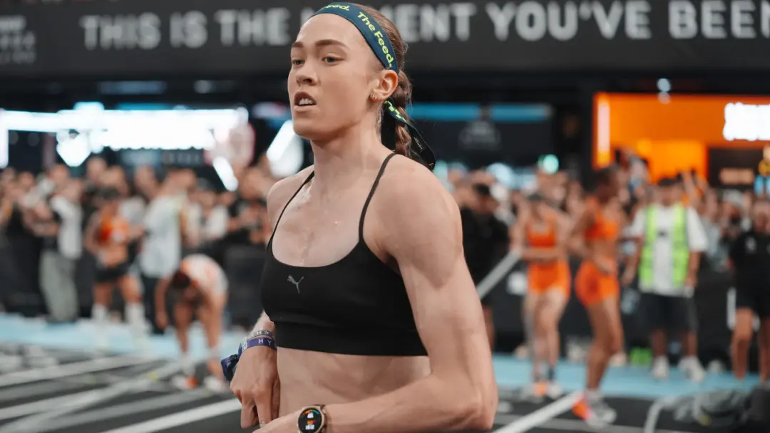 Joanna Wietrzyk ganhou a prova feminina de HYROX em Pequim, chegando em 1 hora e 1 minuto e 23 segundos, mesmo enfrenta…