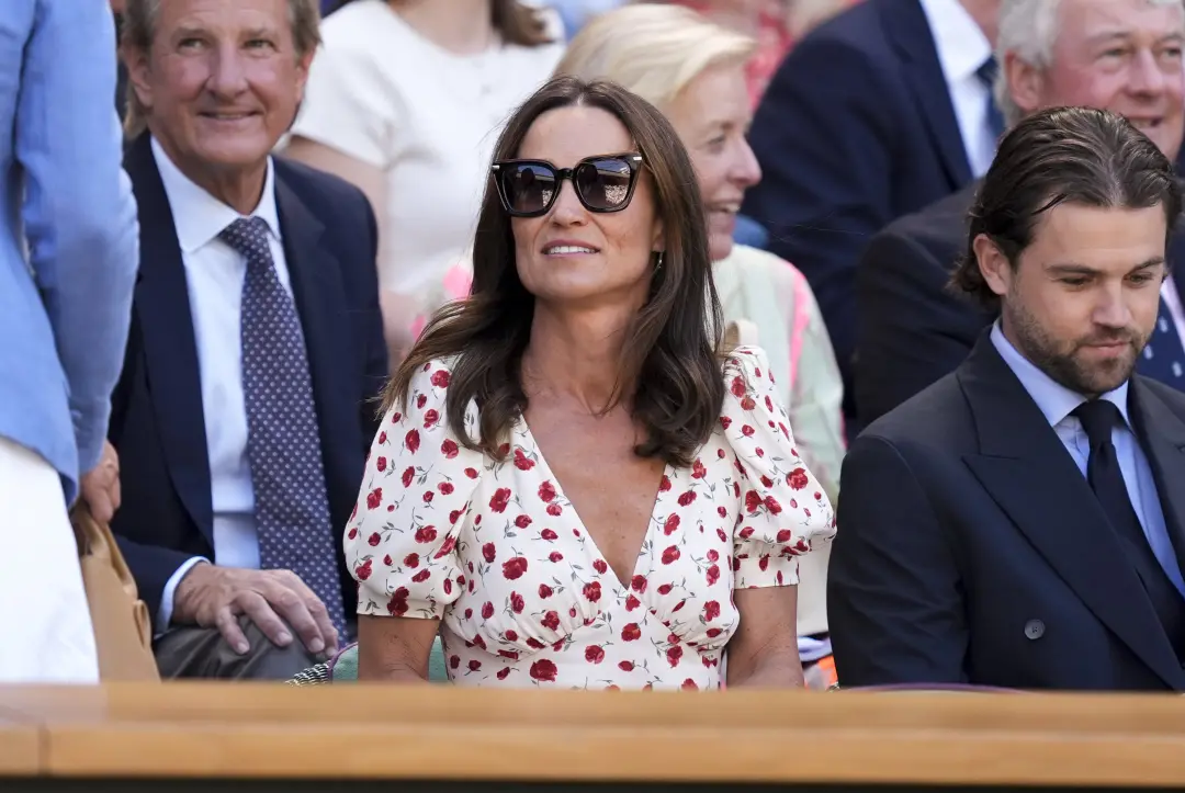 Buckleberry Farm, em Berkshire, foi vendida após a família de Pippa Middleton acumular dívida de 807.543 libras. A disp…