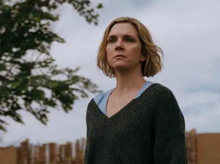 Apple TV levou 28 prêmios na Emmy com só 31 séries, superando Netflix e HBO. Achei importante porque mostra como estrat…