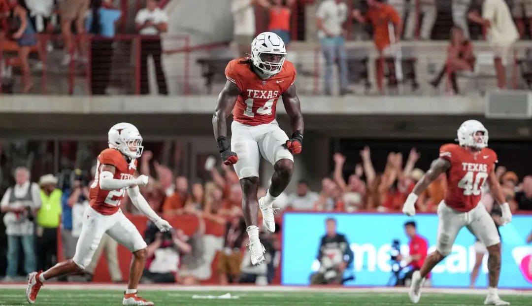 Texas Football alcançou o primeiro lugar na enquete AP por três temporadas seguidas, após bater o Ohio State em um jogo…