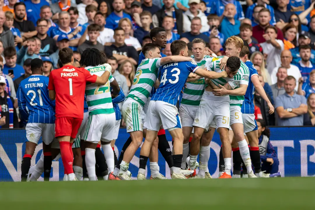 Sheridan questionou a escolha de time de Martin O’Neill no jogo do Ibrox, com o ex jogador achando que bastaria trocar …