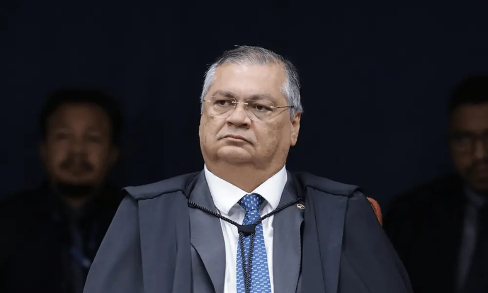 Dino manda apurar conduta de Mendonça envolvendo Vorcaro na ADPF 1.196 sobre cemitérios em São Paulo. A checagem é nece…