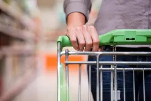 Manaus, AM. Um supermercado foi condenado a pagar R$ 10 mil em indenização por obrigar funcionário a trabalhar em escal…
